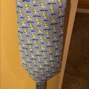 Vineyard Vines tie